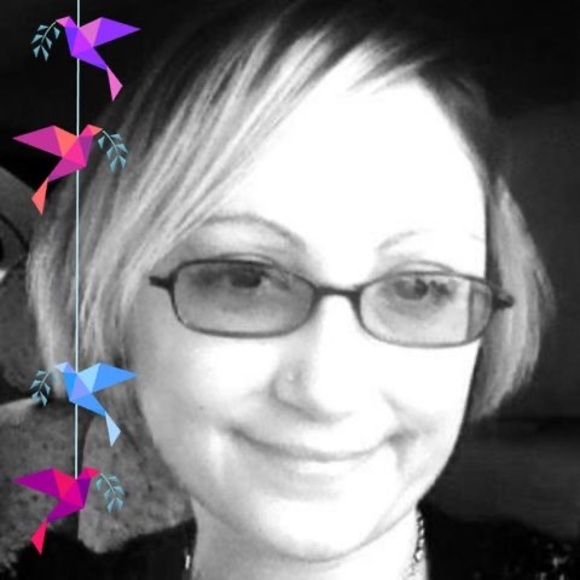 Meet your Posher, Stephanie - Picture 1 of 1